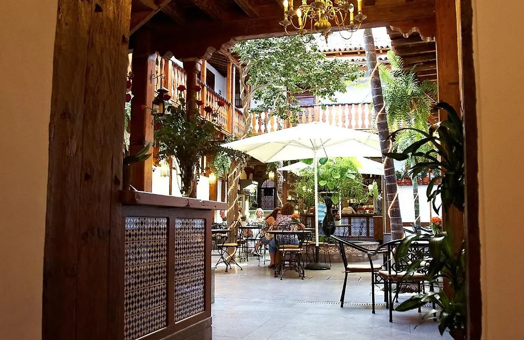 Hotel Emblemático San Agustin-1